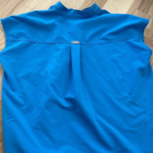 FIGS CAPRI BLUE PANTS/TOP SET - Picture 4 of 10